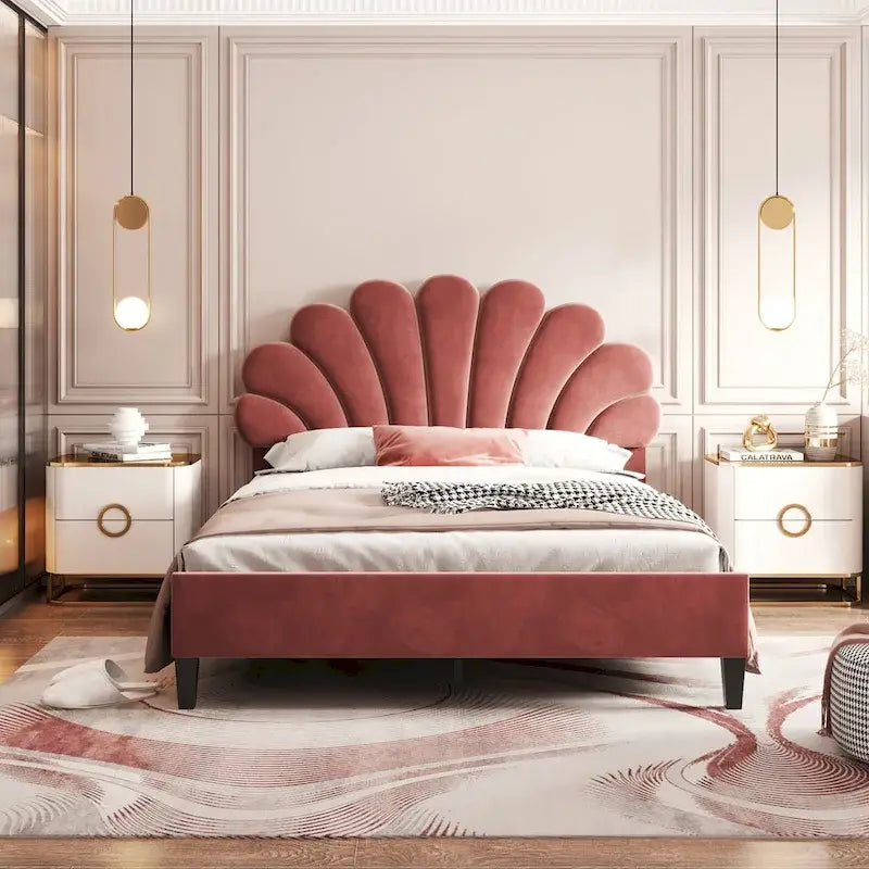 Letto imbottito con testiera floreale