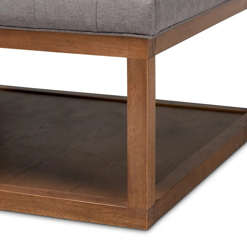 Pouf da cocktail imbottito capitonné con ripiano inferiore - Finitura noce