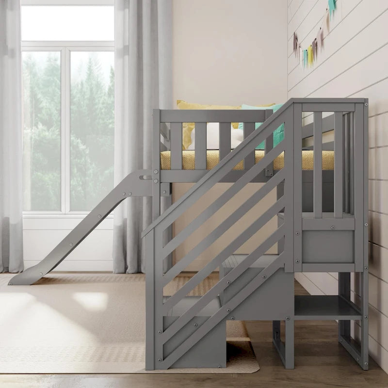 Classico letto a soppalco basso per due persone con scale, scivolo facile e tenda