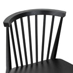 Sedia da pranzo Mid-Century con schienale a fusi e struttura in legno massello - Rovere, Noce o Nero