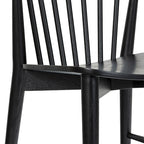 Sedia da pranzo Mid-Century con schienale a fusi e struttura in legno massello - Rovere, Noce o Nero