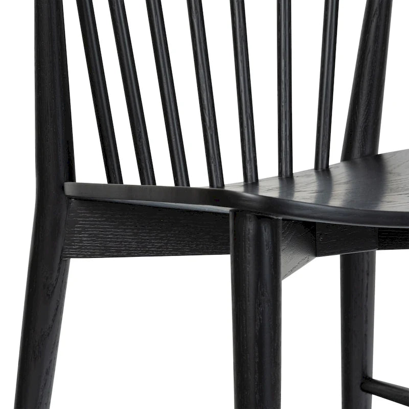 Sedia da pranzo Mid-Century con schienale a fusi e struttura in legno massello - Rovere, Noce o Nero